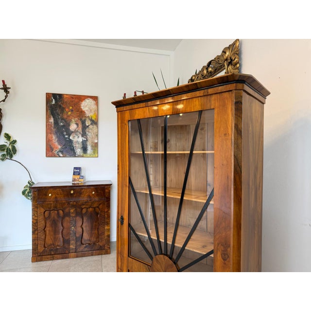 Biedermeier Display Cabinet in Walnut For Sale - Image 4 of 17