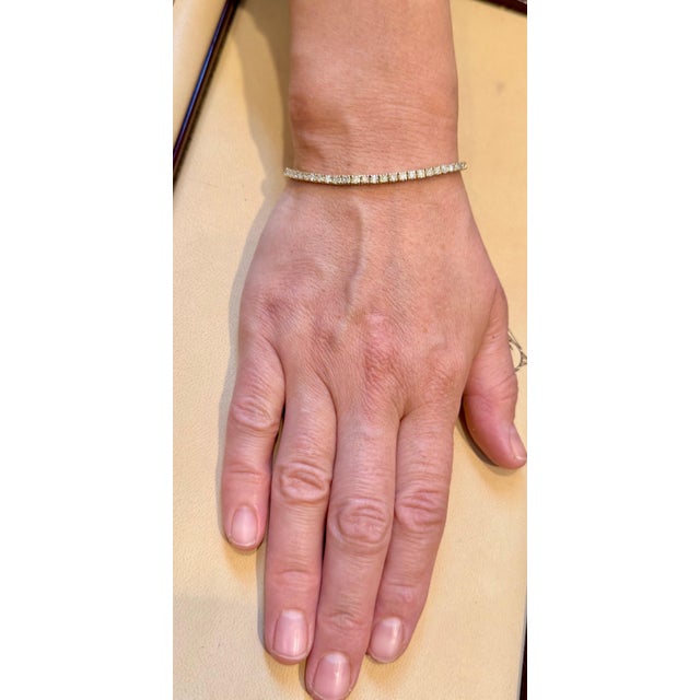 Round Diamond Line Tennis Bracelet in Yellow Gold 3.85 Carat, 14 K Yellow Gold For Sale - Image 13 of 18