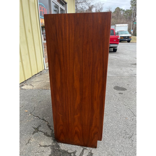 Founders Furniture Company Mid 20th Century Founders Modern Walnut Chest of Drawers For Sale - Image 4 of 14