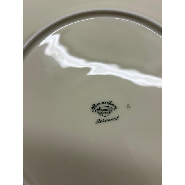 Early 20th Century Vintage 1930s Thomas Ivory Bavaria "Rosemont" Dinner Plates - Set of 7 For Sale - Image 5 of 5