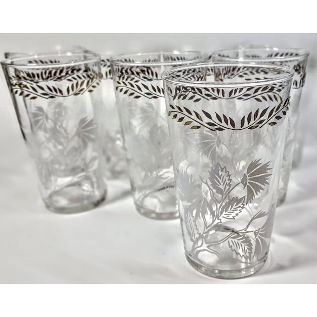 Vintage Art Deco Gold and White Floral Tumblers- Set of 8 For Sale - Image 4 of 11