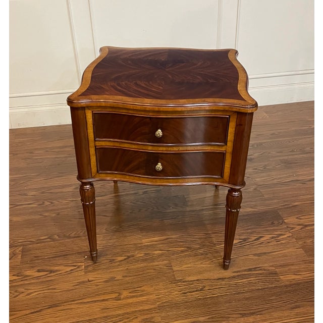 Leighton Hall Mahogany Serpentine End Table For Sale - Image 4 of 10