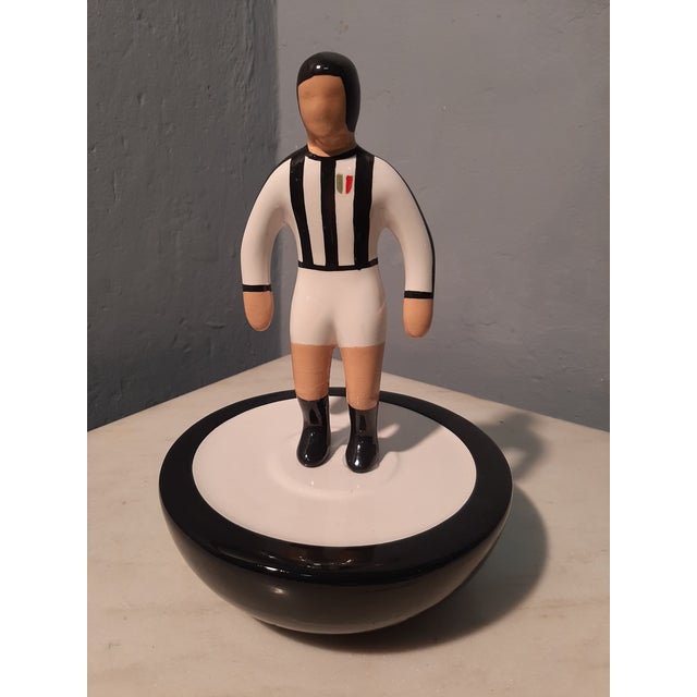 Subbuteo Ornament Sculpture in Double-Mold Ceramic from Artigianato Italiano For Sale - Image 3 of 7