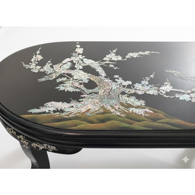Vintage Chinese Black Lacquer Oval Coffee Table – Mother of Pearl Inlay Chinoiserie For Sale - Image 4 of 8