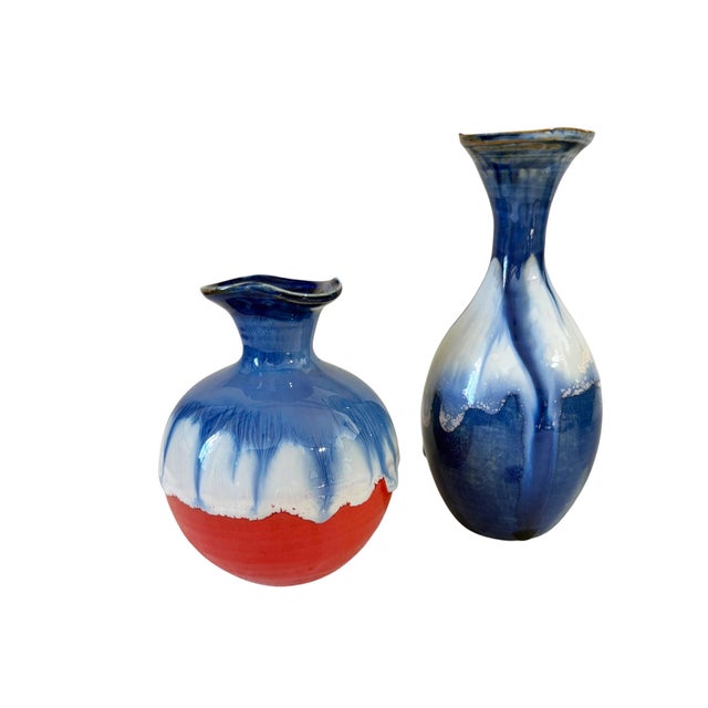 Chinoiserie Chinoiserie Contemporary Shiwan Stoneware Pottery Set of Two Vases For Sale - Image 3 of 6
