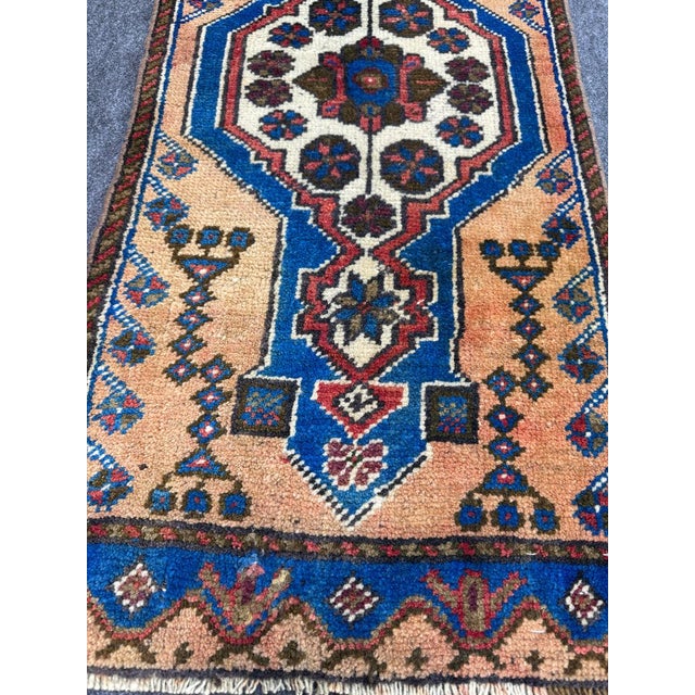 Contemporary Turkish Yastik Rug 1'6" x 3'5" For Sale - Image 3 of 5