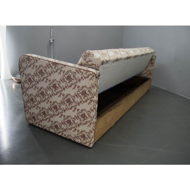 1930s Art Deco Daybed H 363 attributed to Halabala, 1930s For Sale - Image 5 of 14