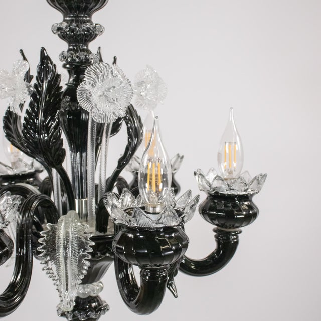 1960s Ca’ Rezzonico’ Style Black & Clear Murano Glass Chandelier in the Manner of Giuseppe Briati For Sale - Image 5 of 18