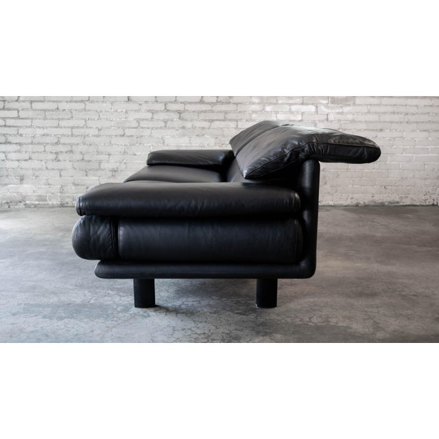 1980s Postmodern Leather Alanda Sofa by Paolo Piva for B&b Italia For Sale - Image 10 of 15