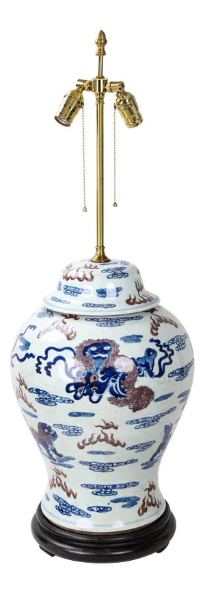 19th Century Red Lion Pattern in Blue and White Glaze Table Lamp