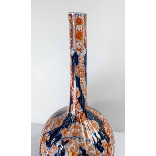 19th Century Japanese Blue and Red Imari Bottle Vase For Sale - Image 9 of 15