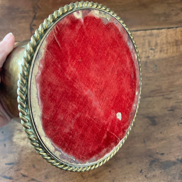 Metal Italian Grand Tour Gilt Bronze Box With Inlaid Swan Intaglio For Sale - Image 7 of 7