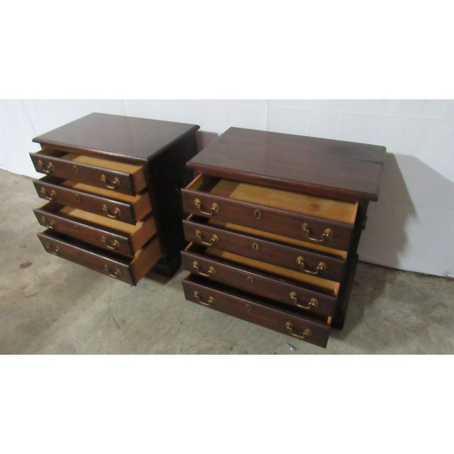 1980s Henkel Harris Four Drawer Nightstands Bachelors Chests Mahogany, 2 Pieces For Sale - Image 9 of 13