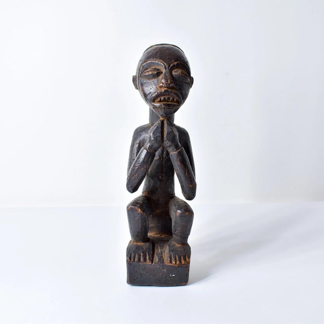 African Early 20th Century Baule Seated Wood Figure Côte d'Ivoire For Sale - Image 3 of 15