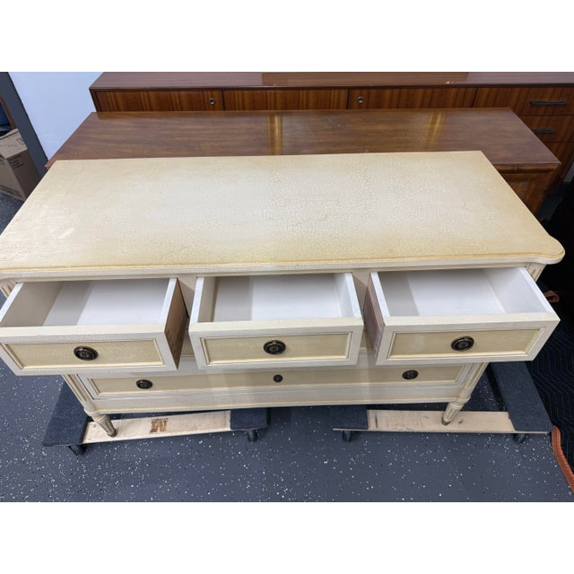 Wood Early 20th Century French Louis XVI Creme Peinte Commode For Sale - Image 7 of 12