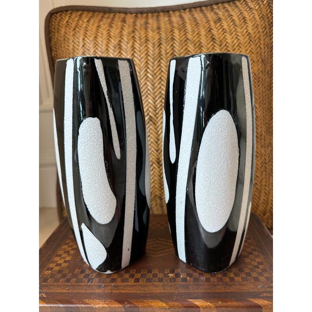 Mid-Century Modern Vintage Modernist Black and White Ceramic Vases, Made in Japan - A Pair For Sale - Image 3 of 11