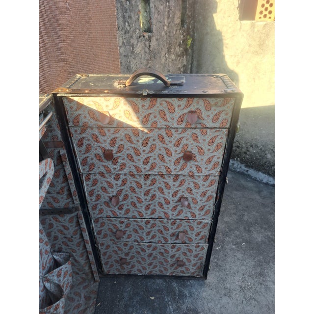 Vintage Vertical Travel Trunk, 1920s For Sale - Image 3 of 6
