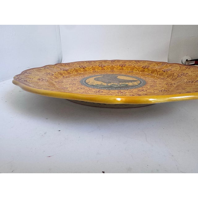 Deruta Owl Hand Painted Italian Round Plate / Platter For Sale - Image 9 of 9