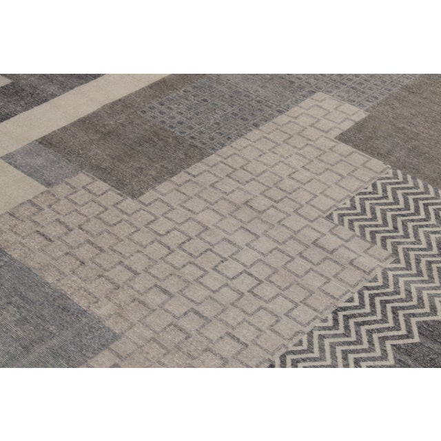 Rug & Kilim Rug & Kilim’s Blocks Rug in Charcoal, 5x8 For Sale - Image 4 of 7