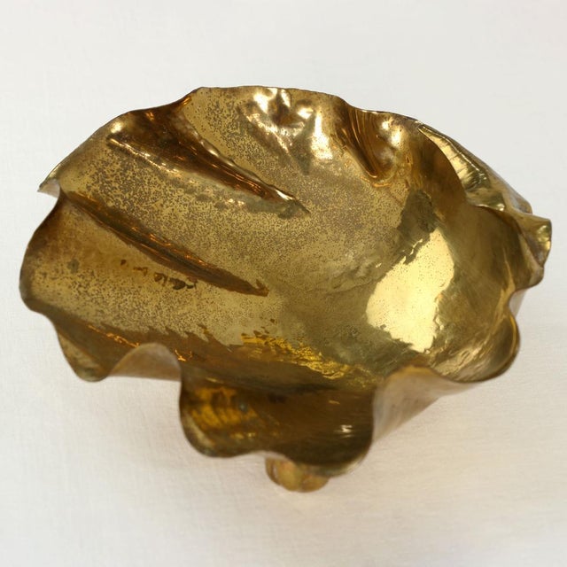 Gold Shell Metal Sculptures by Tommaso Barbi, 1970s, Set of 2 For Sale - Image 8 of 11