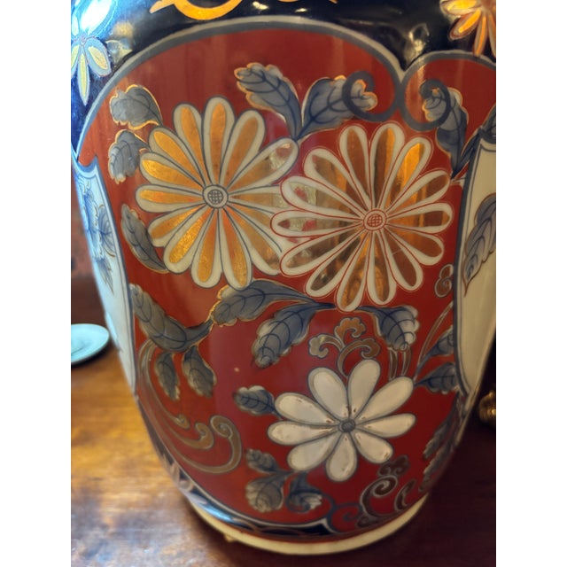 Antique Japanese Imari-Style Porcelain Vase Dating to the Late Meiji Period ( Circa 1890-1910). For Sale - Image 12 of 13