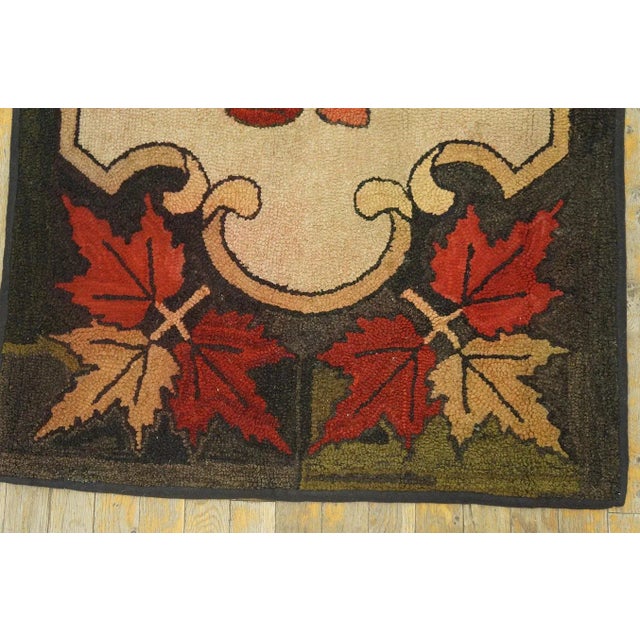 1920s Folk Art Beige Medallion Roses Antique American Hooked Rug For Sale - Image 10 of 11