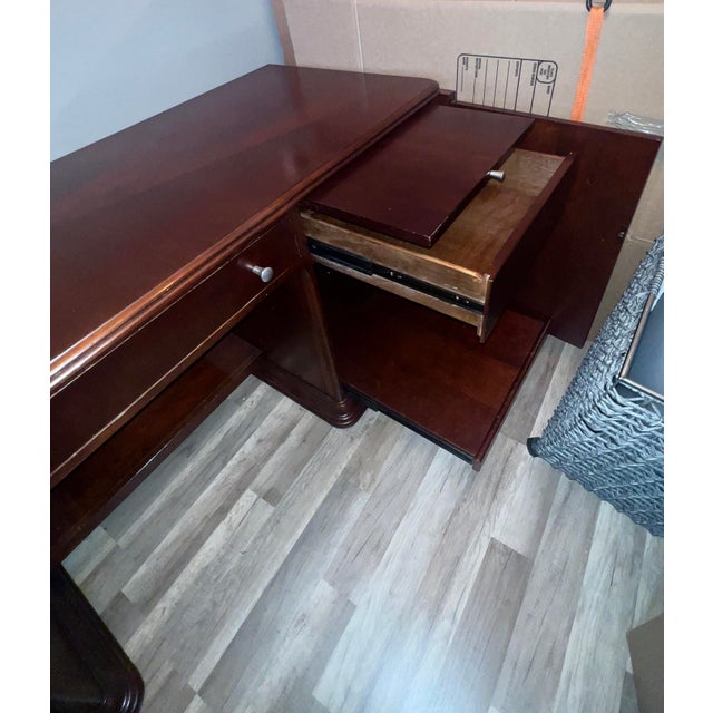 Hooker Furniture Executive Office Suite – 3 Pieces – Dark Cherry For Sale - Image 10 of 18