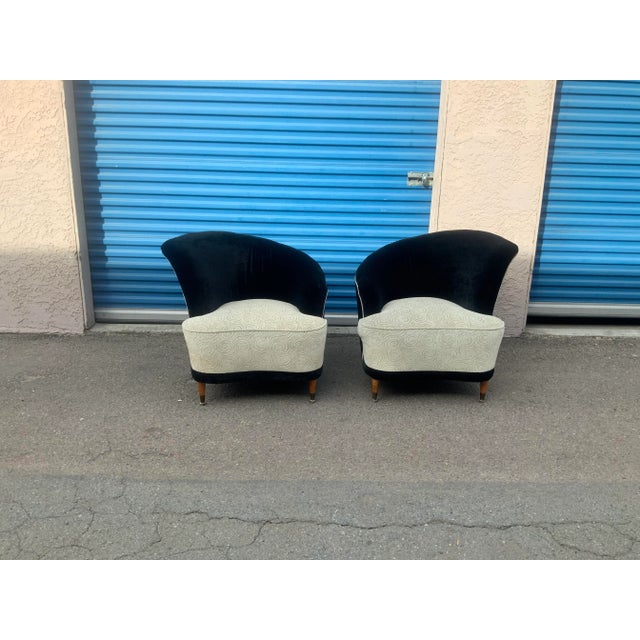 Textile Pair of Mid Century Fan Back Lounge Chairs For Sale - Image 7 of 7