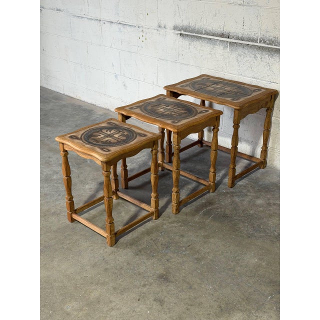 Mid-Century Modern Oak Ceramic Tile-Top Nesting Tables Set of 3 With Spindle Legs Traditional Vintage For Sale - Image 3 of 10