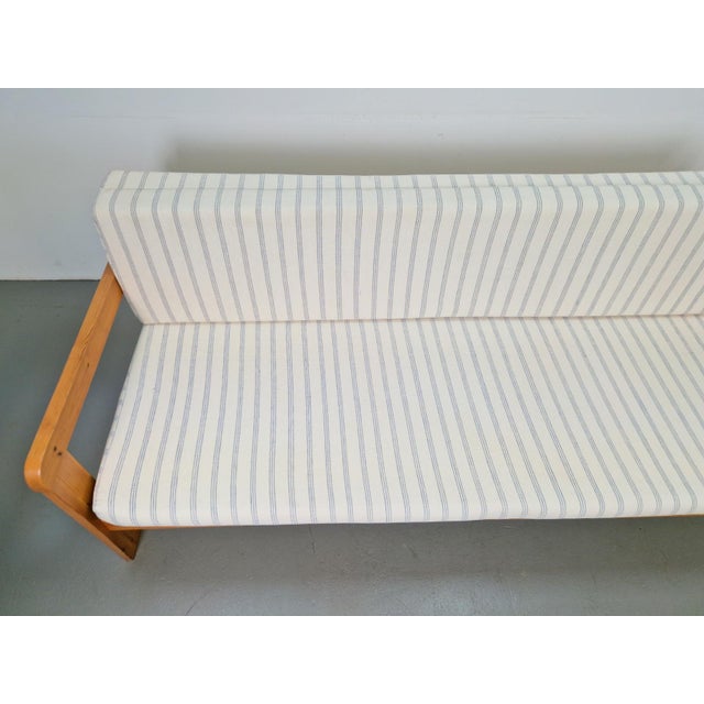 Metal Scandinavian Modern Pine Daybed, 1970s For Sale - Image 7 of 15
