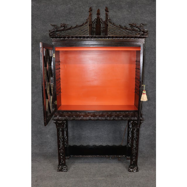Wood Dragon Carved 1900's English Chinese Chippendale Style English Mahogany Vitrine For Sale - Image 7 of 11