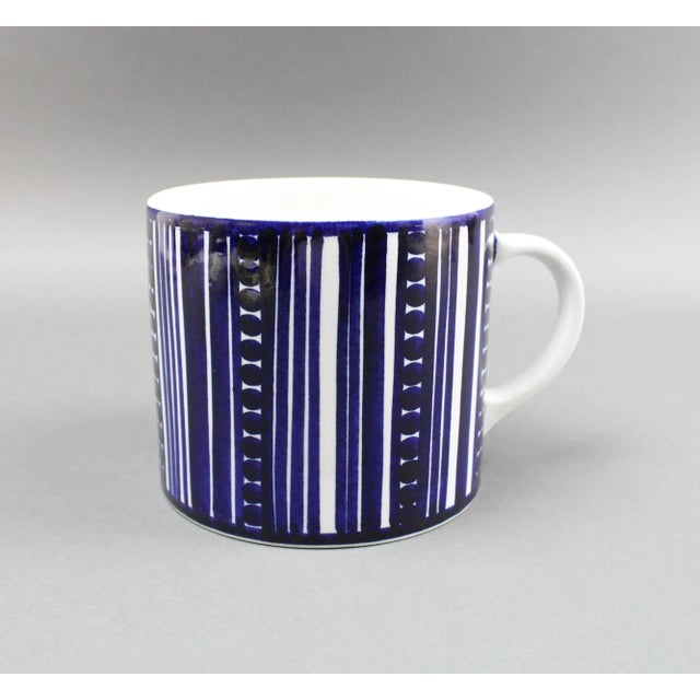 Ceramic Arabia Finland Go/Vg Gunvor Olin-Gronqvist Signed Handpainted XL Mug For Sale - Image 7 of 7