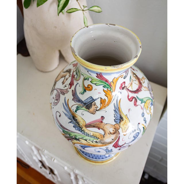 Italian Majolica Vase With Grotesque Raphaellesco Renaissance Chimeras For Sale - Image 13 of 15