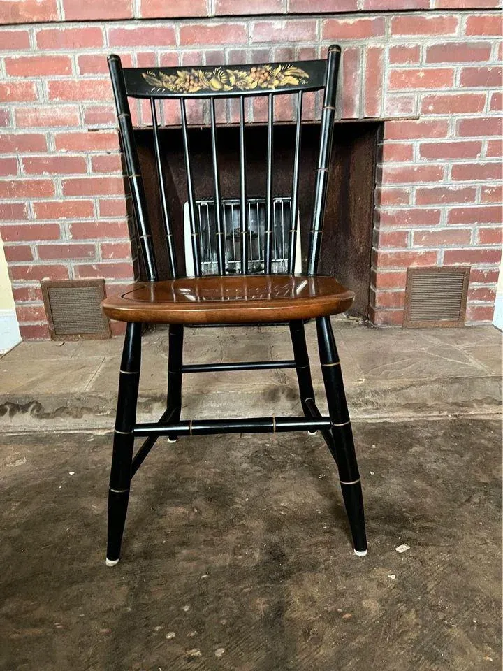 Set of Four Hitchcock 20th Century Stenciled Windsor Dining Chairs