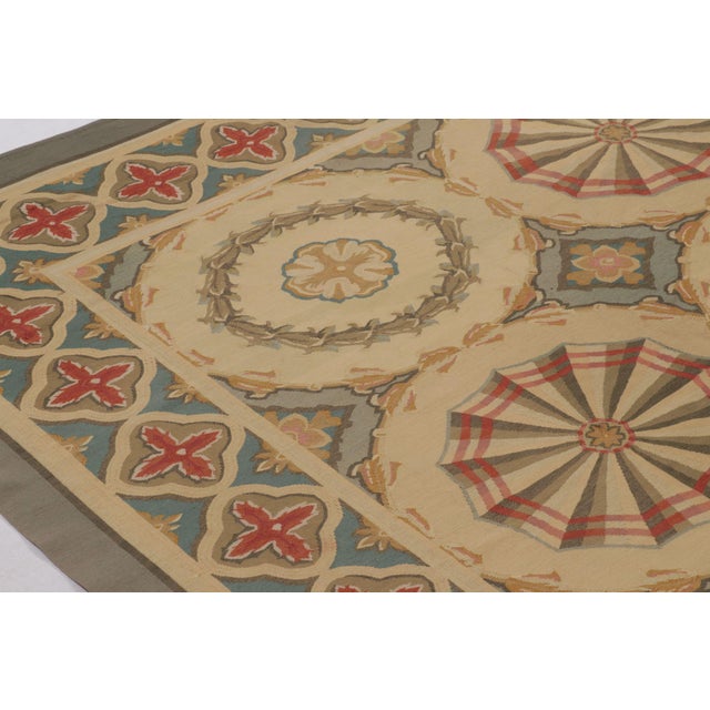 Vintage French Aubusson Rug in Beige With Geometric Medallions - Rug & Kilim For Sale In New York - Image 6 of 9