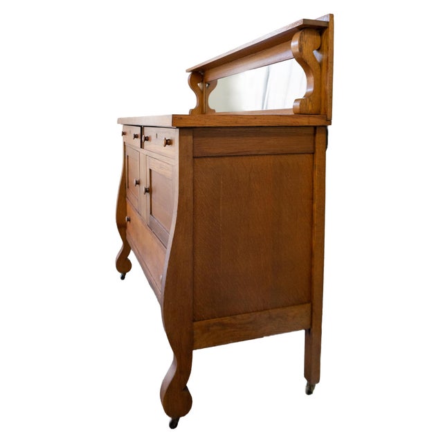 American Antique American Empire Tiger Oak Sideboard With Mirror, Early 20th Century For Sale - Image 3 of 11