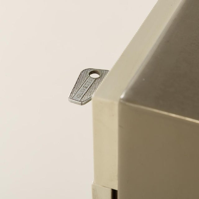 1970s Mid-Century Desk by BBPR for Olivetti Synthesis, Italy, 1970s For Sale - Image 5 of 18