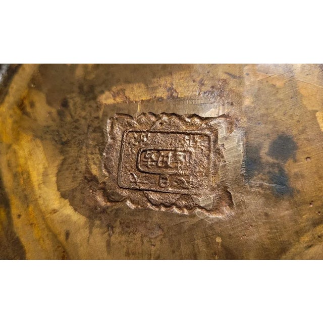 Meiji Period High Quality Japanese Bronze Vase by Yoshida Zo For Sale - Image 10 of 12