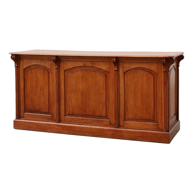 Large Mid-19th Century French Oak Bar Counter For Sale