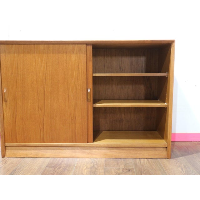 Mid 20th Century Mid 20th Century Modern Vintage Teak Bookcase Display Cabinet For Sale - Image 5 of 11