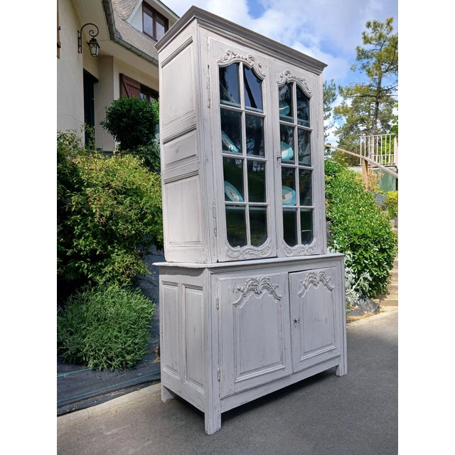 Late 18th Century Louis XV White 2-Body Buffet, 1770s For Sale - Image 5 of 8