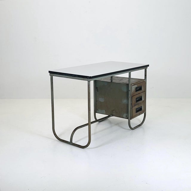 Industrial Bauhaus Tubular Steel Vintage Desk produced by Vichr & Co - 1930s Desk with a frame in tubular chromed steel...