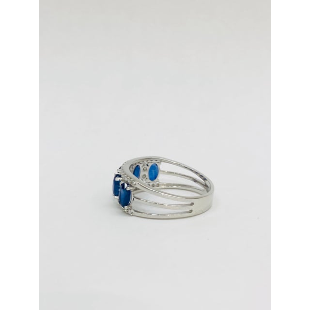 Late 20th Century Bochic "Retro Vintage" Sapphire & Diamond 18K Gold & Eternity Cluster Ring For Sale - Image 5 of 18