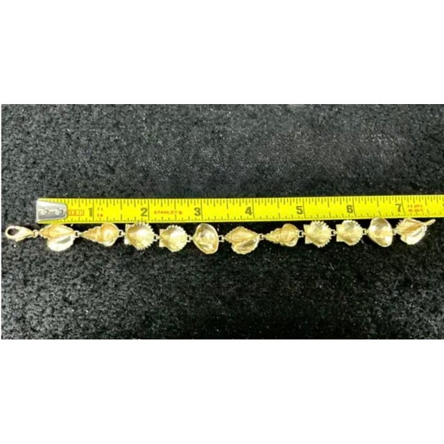 Metal Vintage 14k Yellow Gold Seashell Bracelet For Sale - Image 7 of 8
