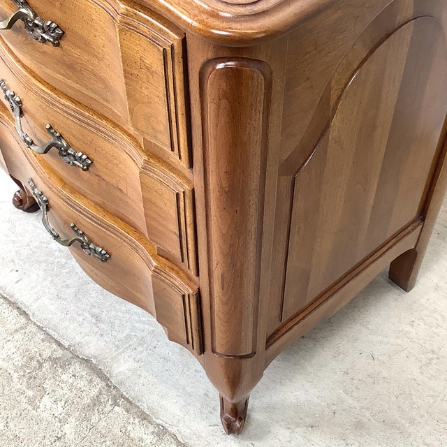 Pair Vintage French Provincial Three-Drawer Chests by Davis Furniture For Sale - Image 10 of 18