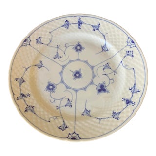 Vintage Bing & Grondahl Blue Fluted Dinner Plate 624 For Sale