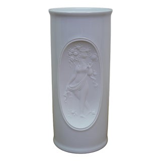 Mid Century German Porcelain Studio Vase by Bjorn Wiinblad for Rosenthal 6.5" For Sale