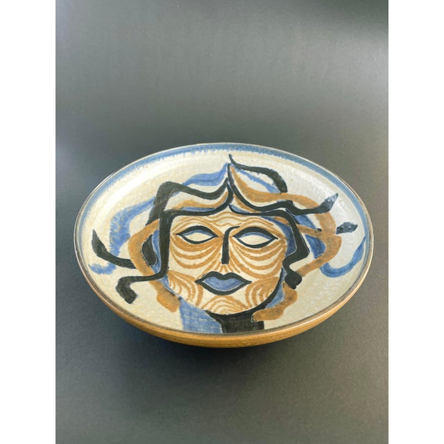 This large - actually huge - hand-thrown ceramic bowl is a truly unusual work of art, very much in the style of noomi...