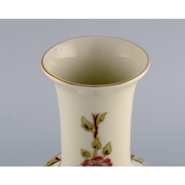 Cream-Coloured Porcelain Vase with Hand-Painted Flowers from Zsolnay For Sale - Image 5 of 8