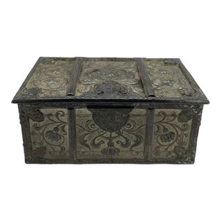 Late 19th Century Art Nouveau Japanese Teak Lined Tea Caddy For Sale